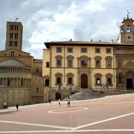 La Casina Di Ivonne Arezzo Centro Apartamento Exterior foto